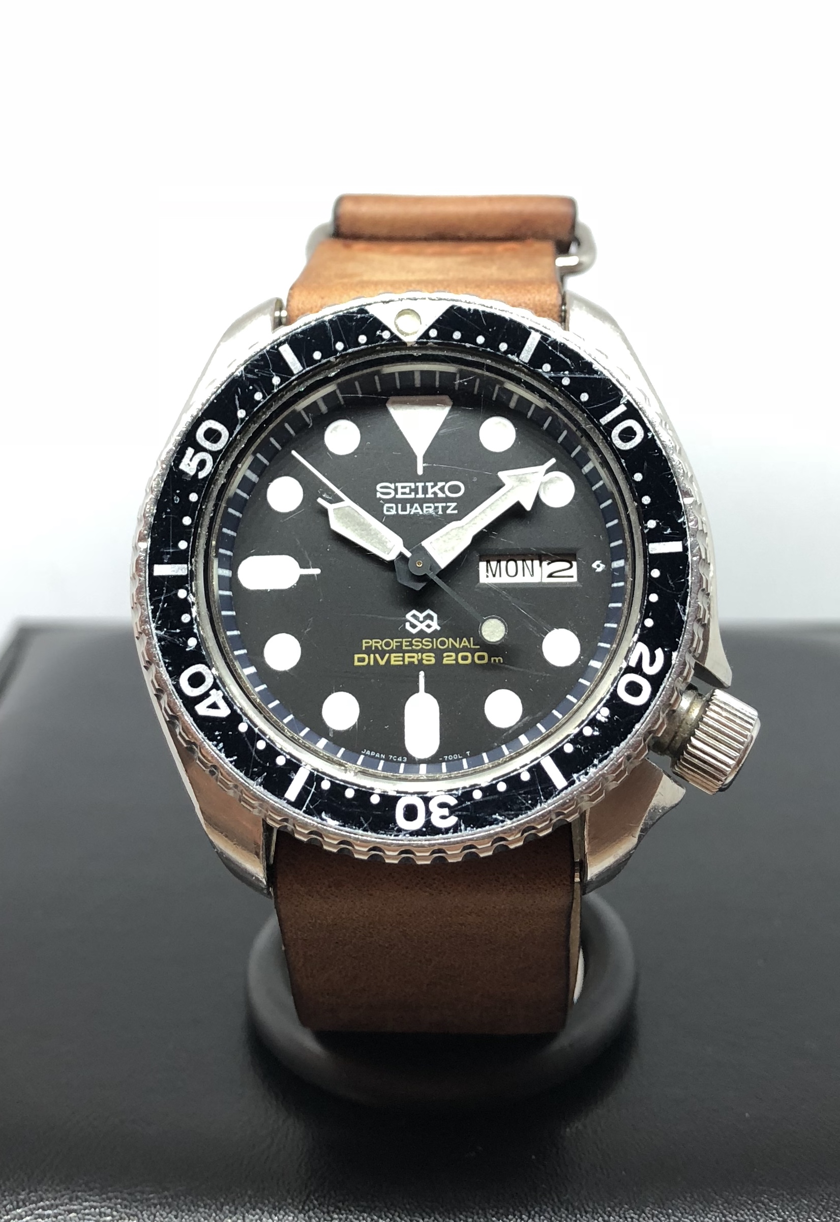 SEIKO 7C43-7000 QUARTZ | Watch & Co. Roma